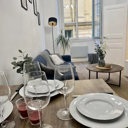 Sublime 2 Pieces Au Coeur De La Vieille * Νίκαια